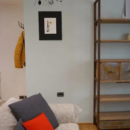 Apartment Interno 10